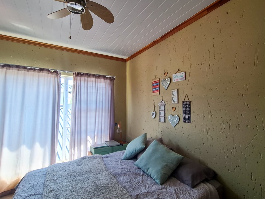 2 Bedroom Property for Sale in Miederpark North West